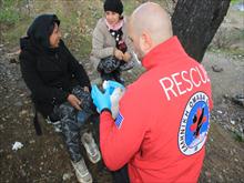 Hellenic Rescue Team gathers humanitarian aid for refugees