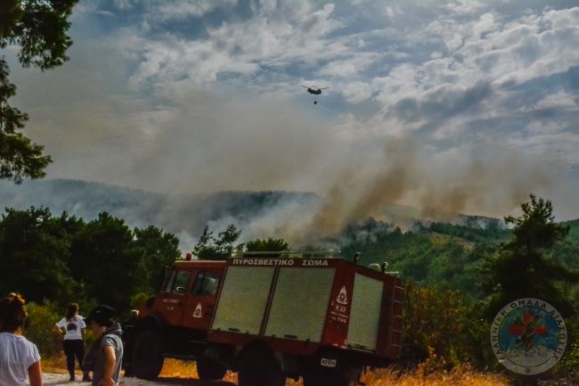 Η Ελληνική Ομάδα Διάσωσης στα μέτωπα της φωτιάς στη Θάσο