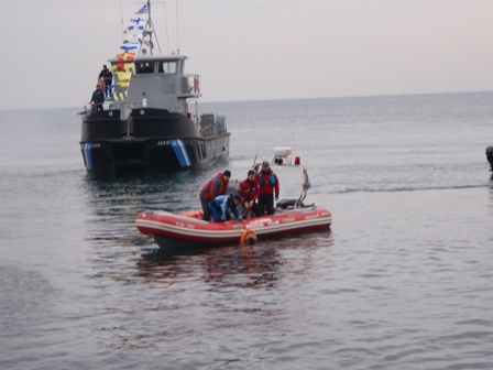 Διάσωση κολυμβητή στην τελετή Καθαγιασμού των Υδάτων